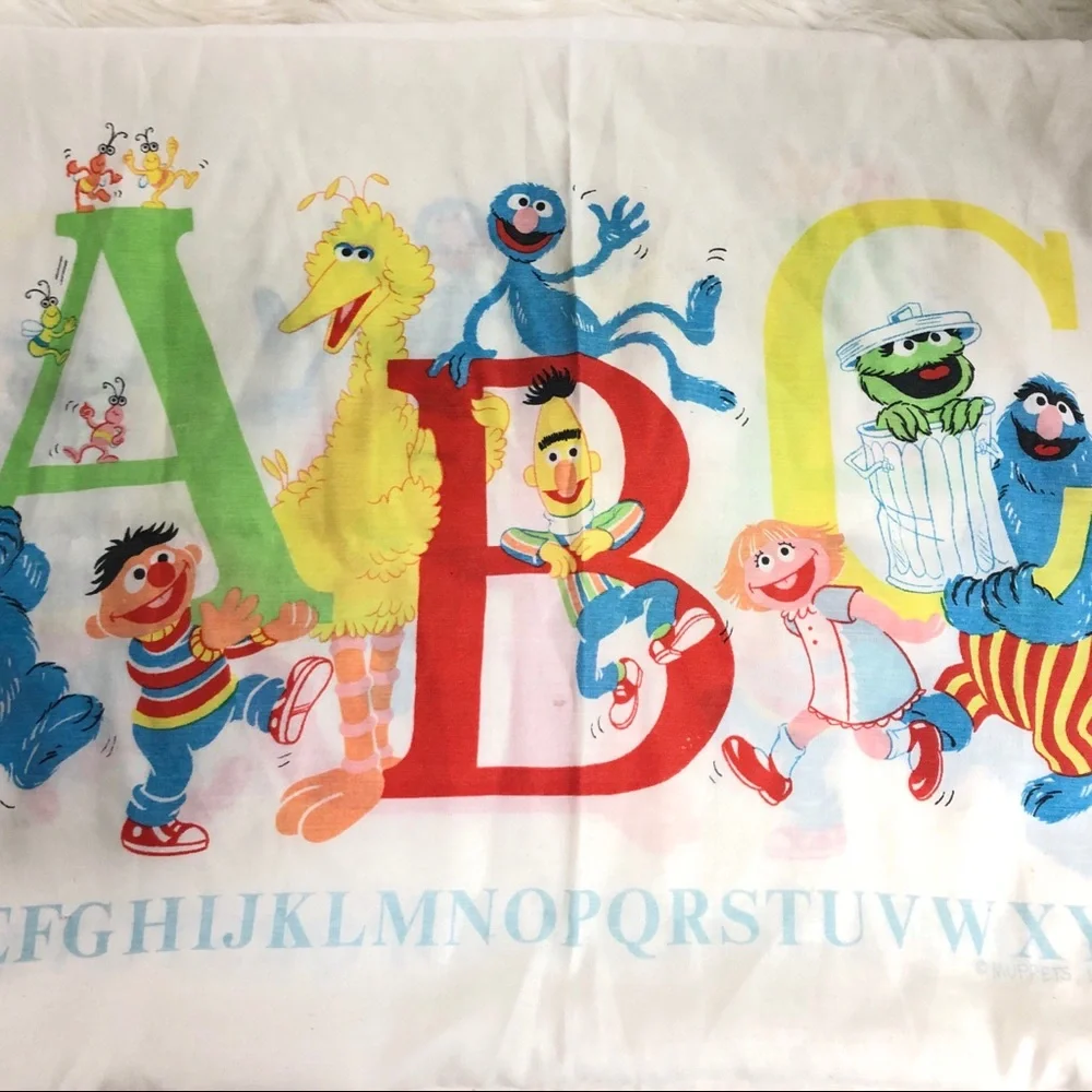 Vintage 80's Sesame Street Muppets J.P. Stevens & Co., Inc. Pillowcase