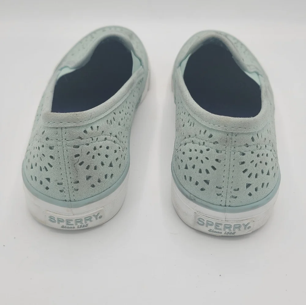 Sperry seaside perforated