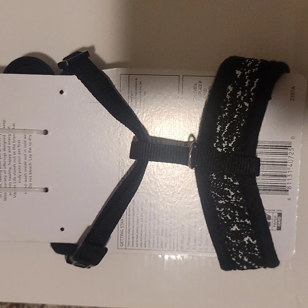 . Small dog or cat harness and leash