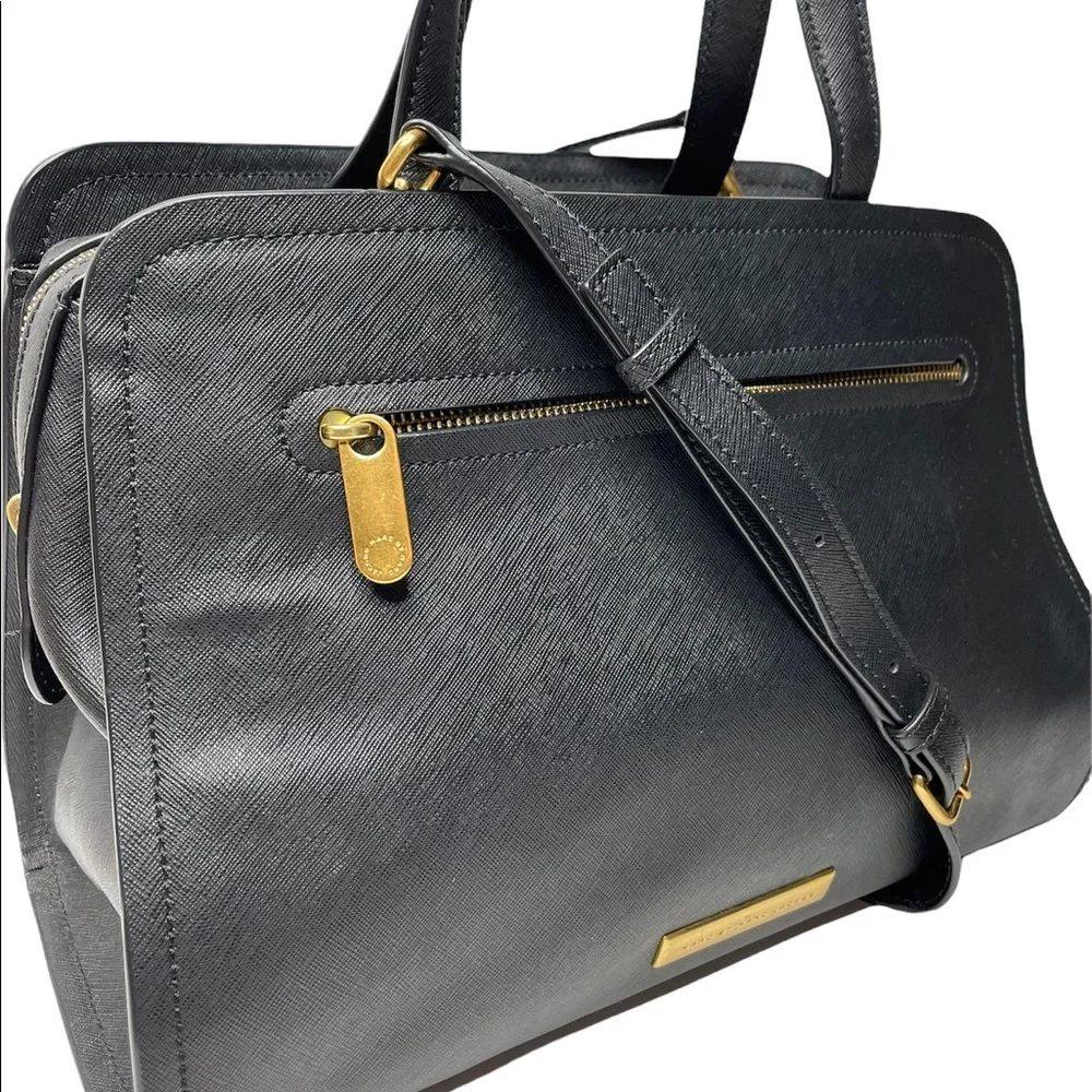 Marc By Marc Jacobs dust retains accentuate