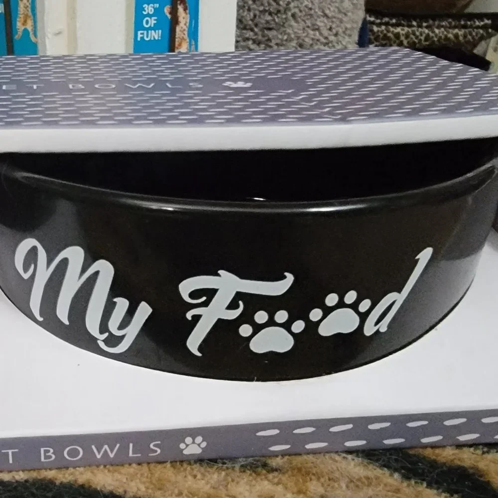 N/A pet bowl