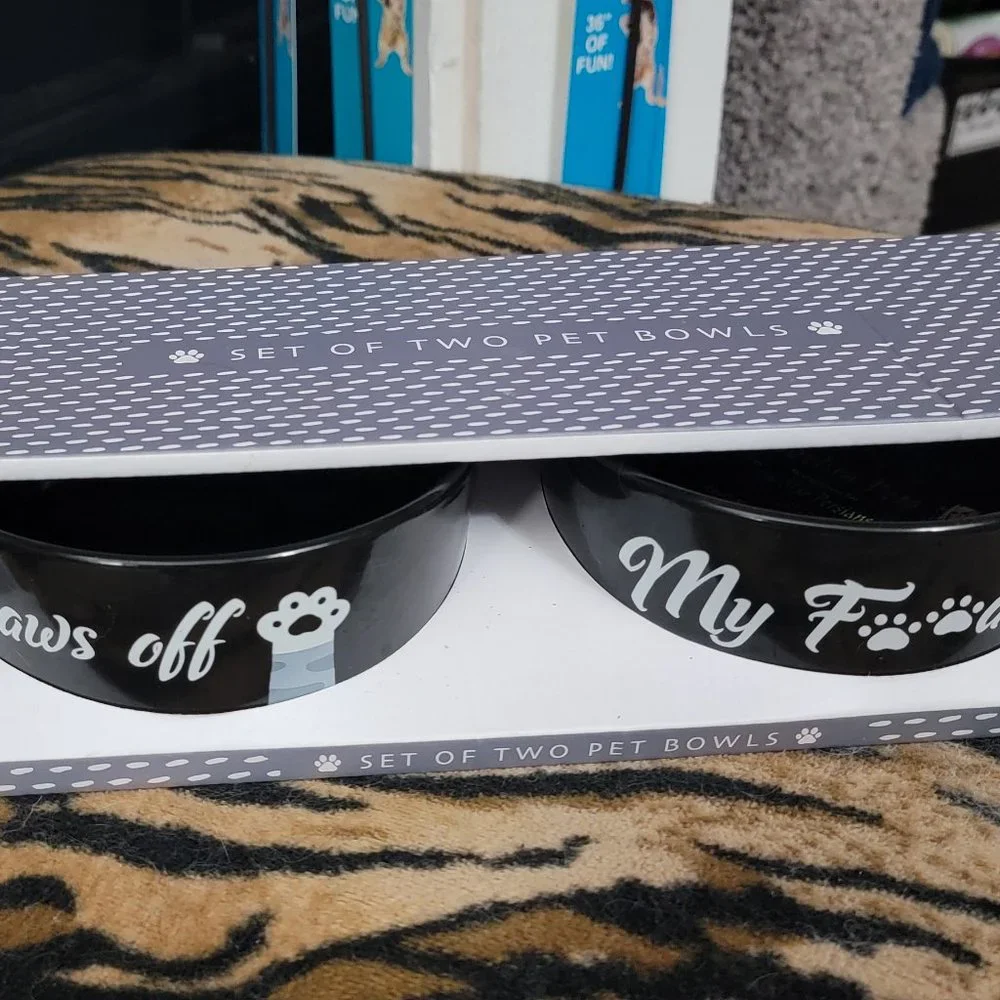 N/A pet bowl
