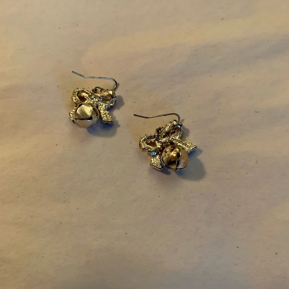N/A silver bells