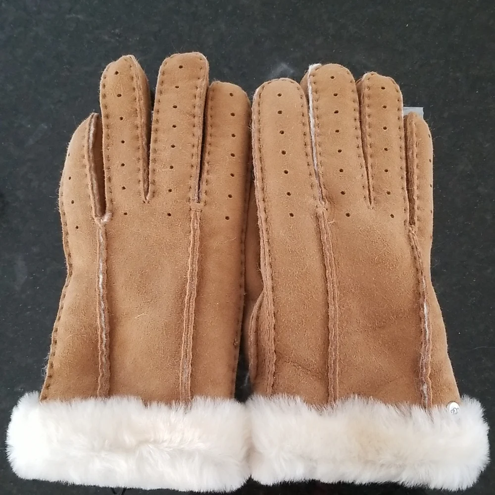UGG large size