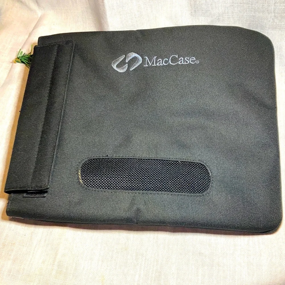 Padded Canvas Black MacCase 12” x 10 1/2”