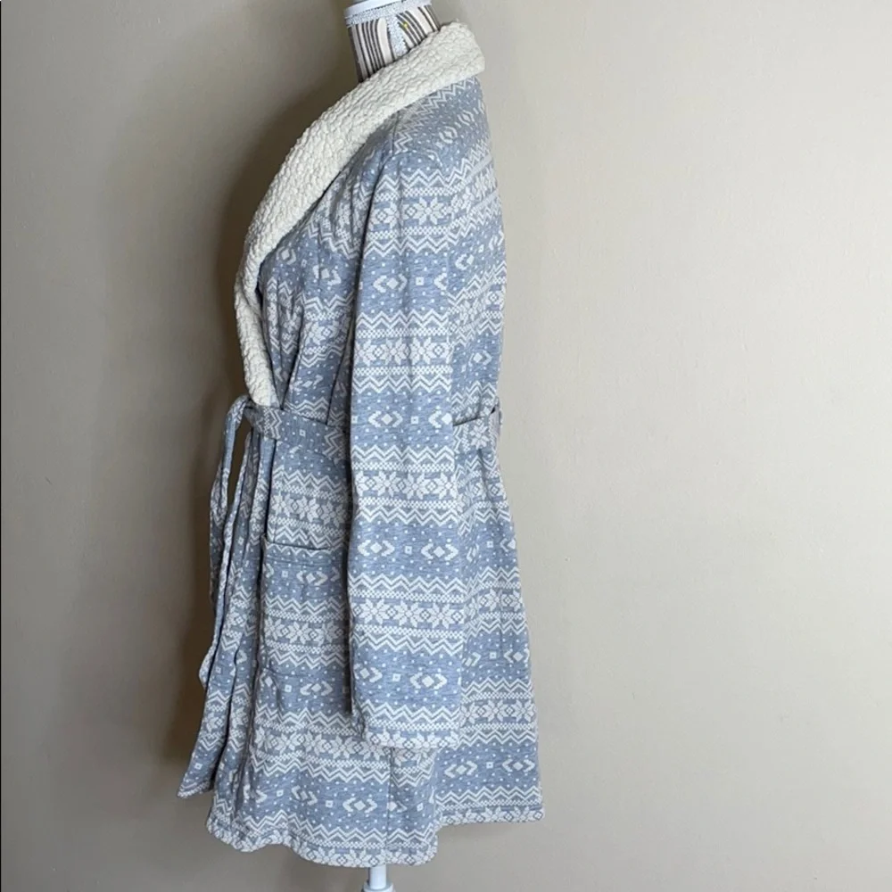 TALBOTS Snowflake Robe Sherpa Edging Wrap Belted Blue Size L