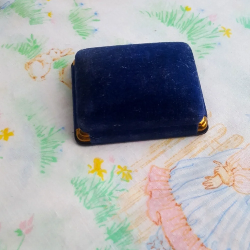 Vintage Hickok MOP Cufflinks Set in Box