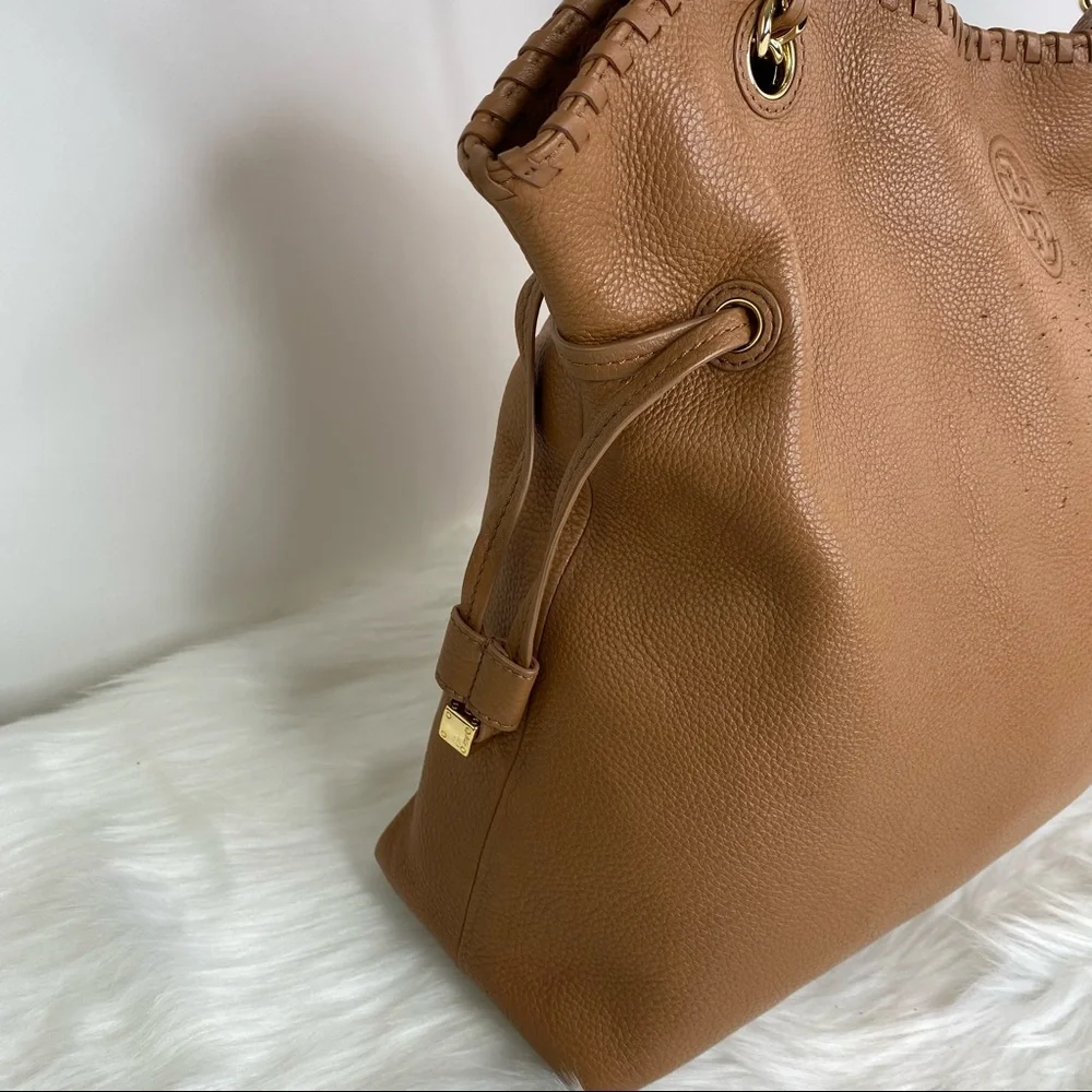 Tory Burch gorgeous tory
