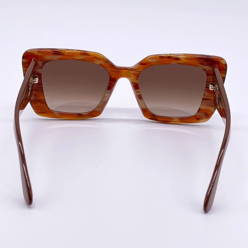 Burberry material women’s
