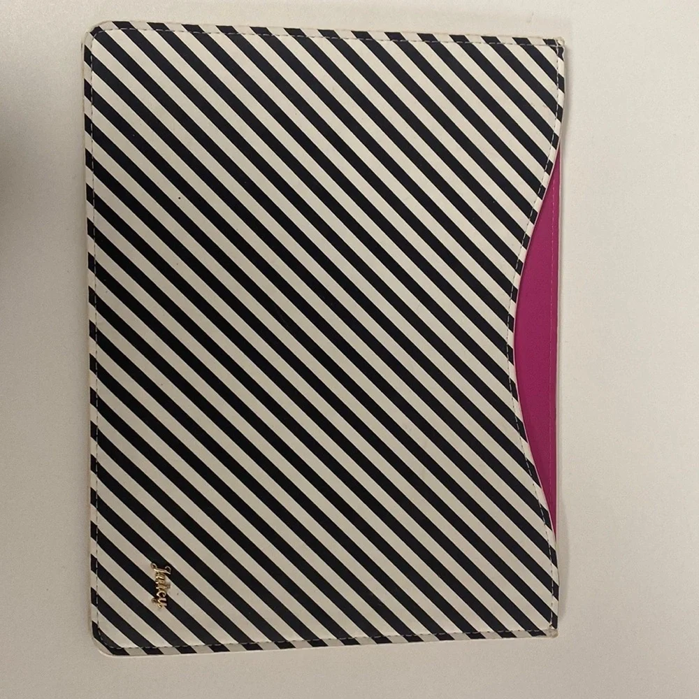 Juicy Couture mini tablet