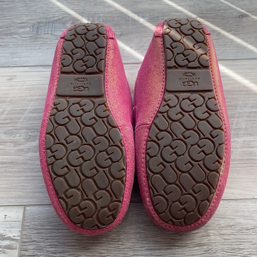 UGG authentic kids