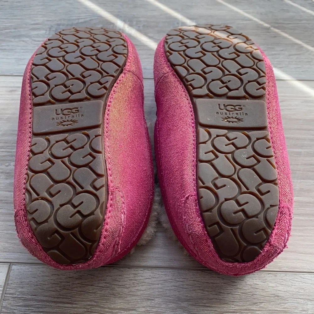 UGG authentic kids