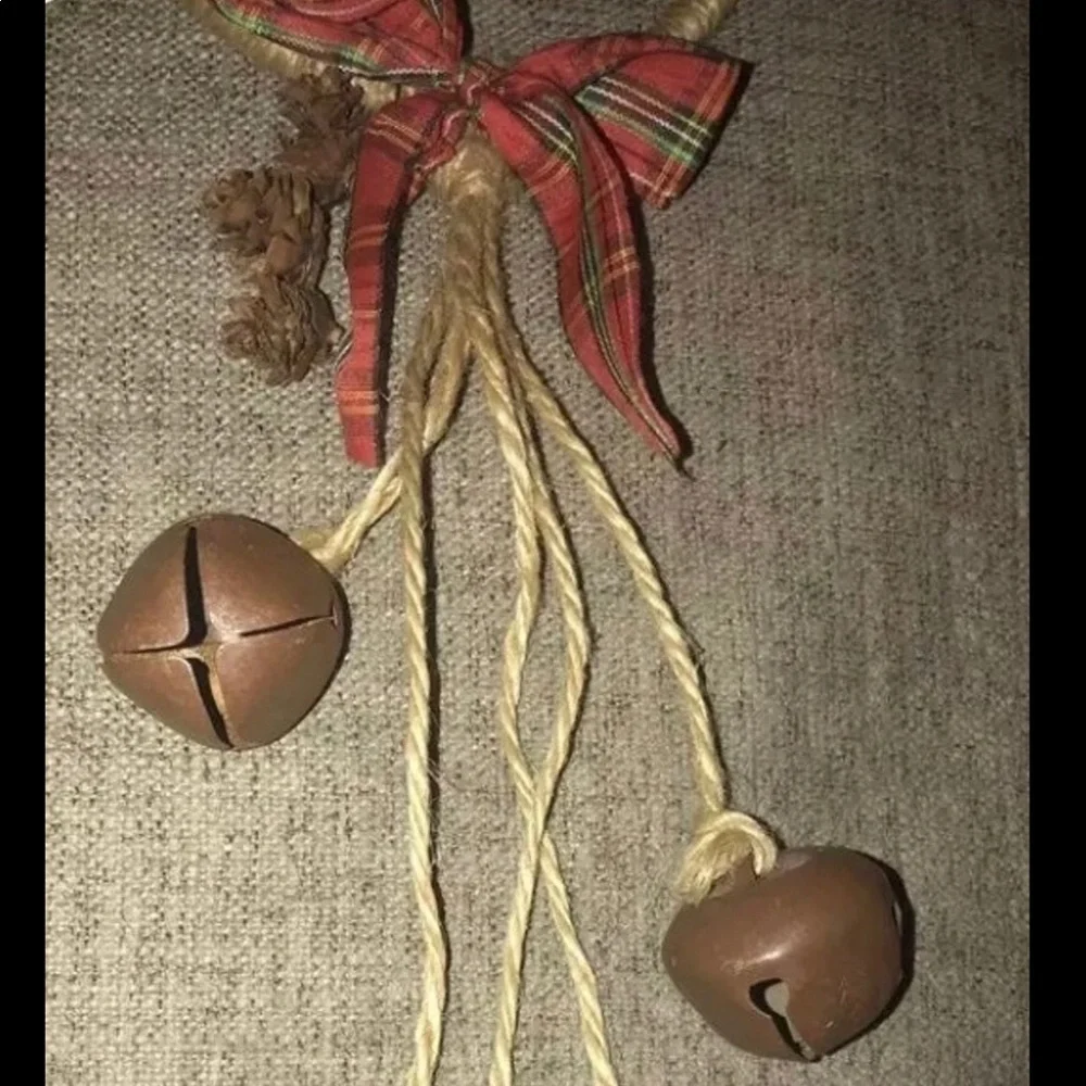 Holiday Autumn Fall Christmas Decor Tweed-Wrapped Heart Mini Pinecones Hanging