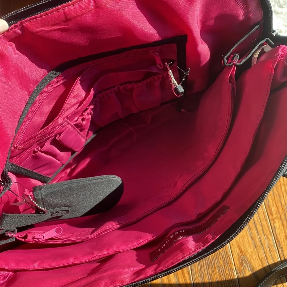 Blk bag 12x17 many pockets by Merona