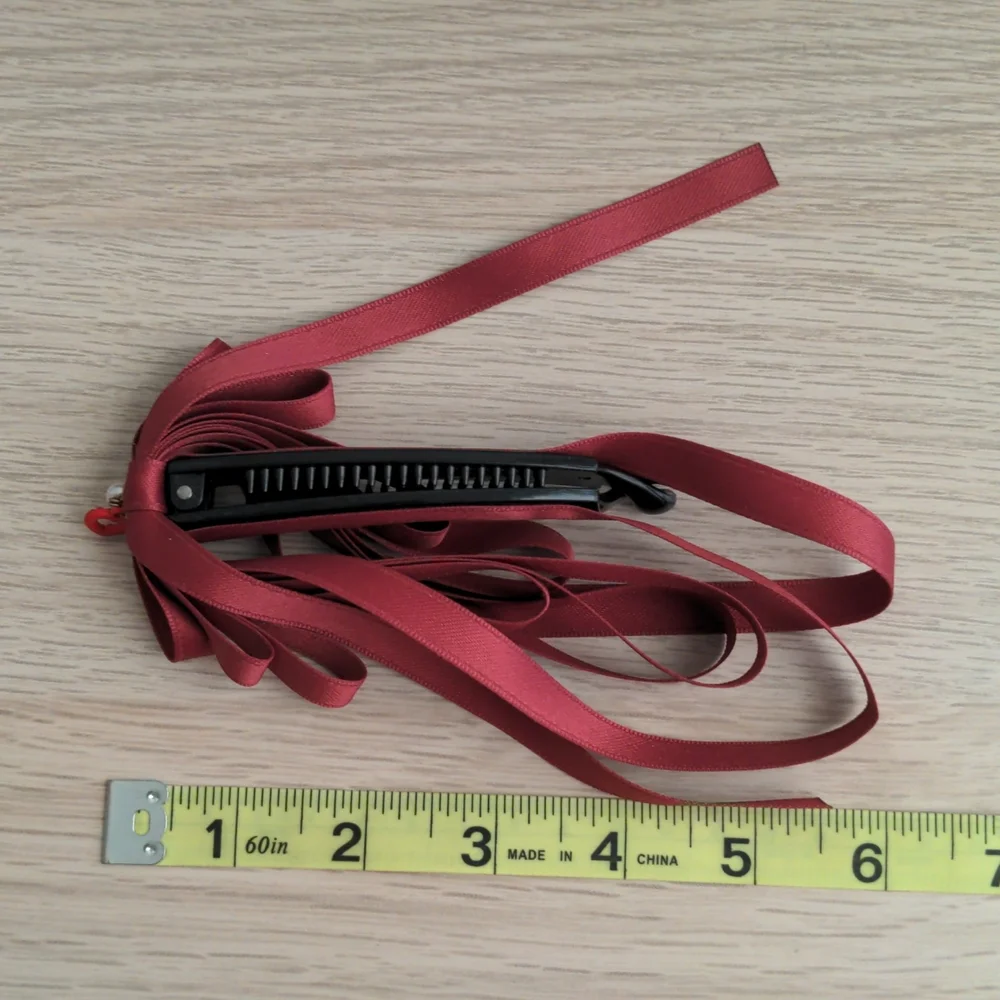 Hair clip red