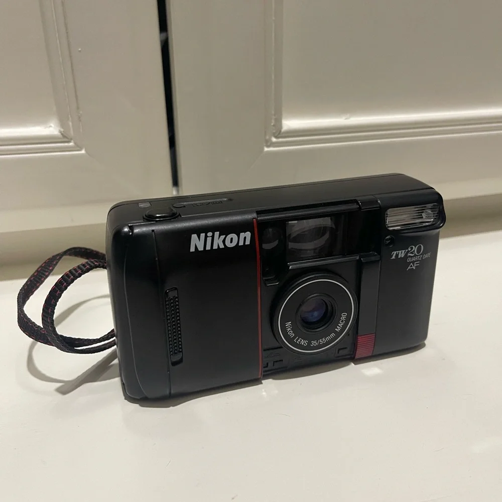 Nikon TW 20 Camera