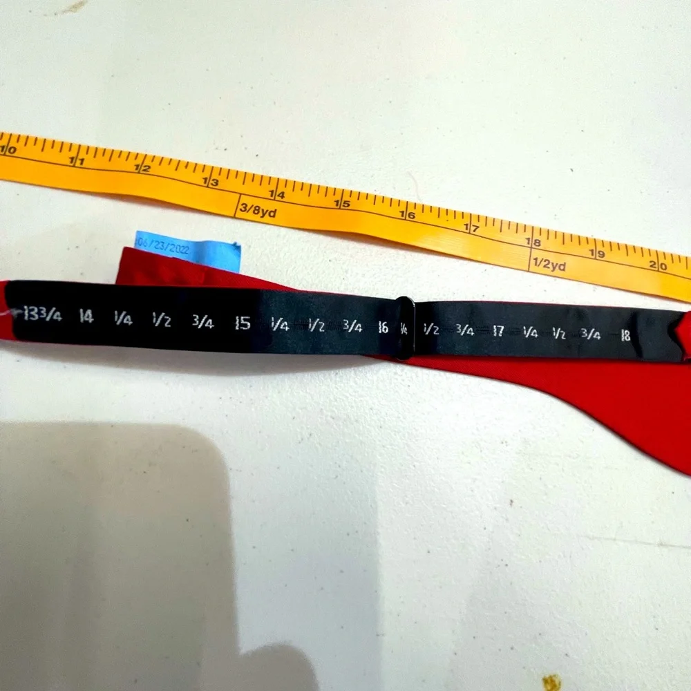 Tommy Hilfiger neck size