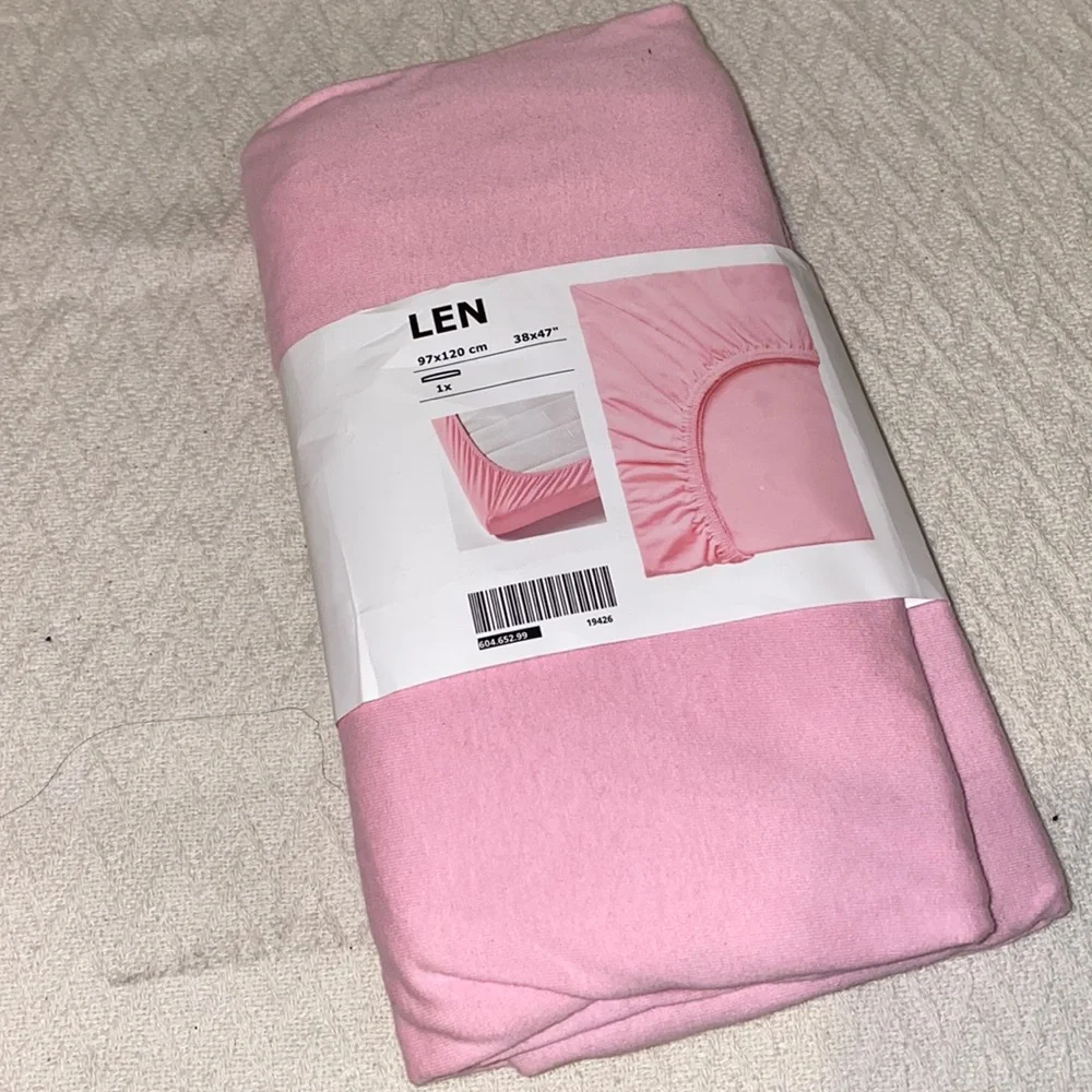 Fitted sheet