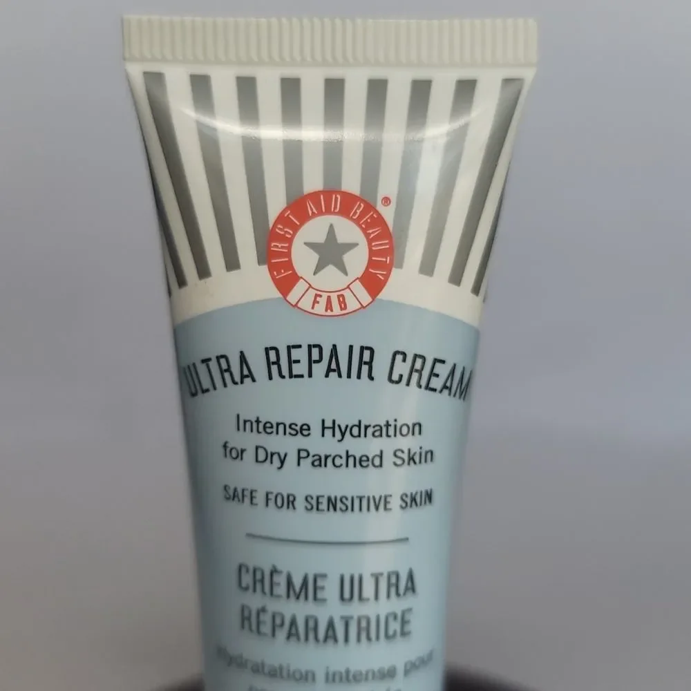 First Aid Beauty fast absorbing