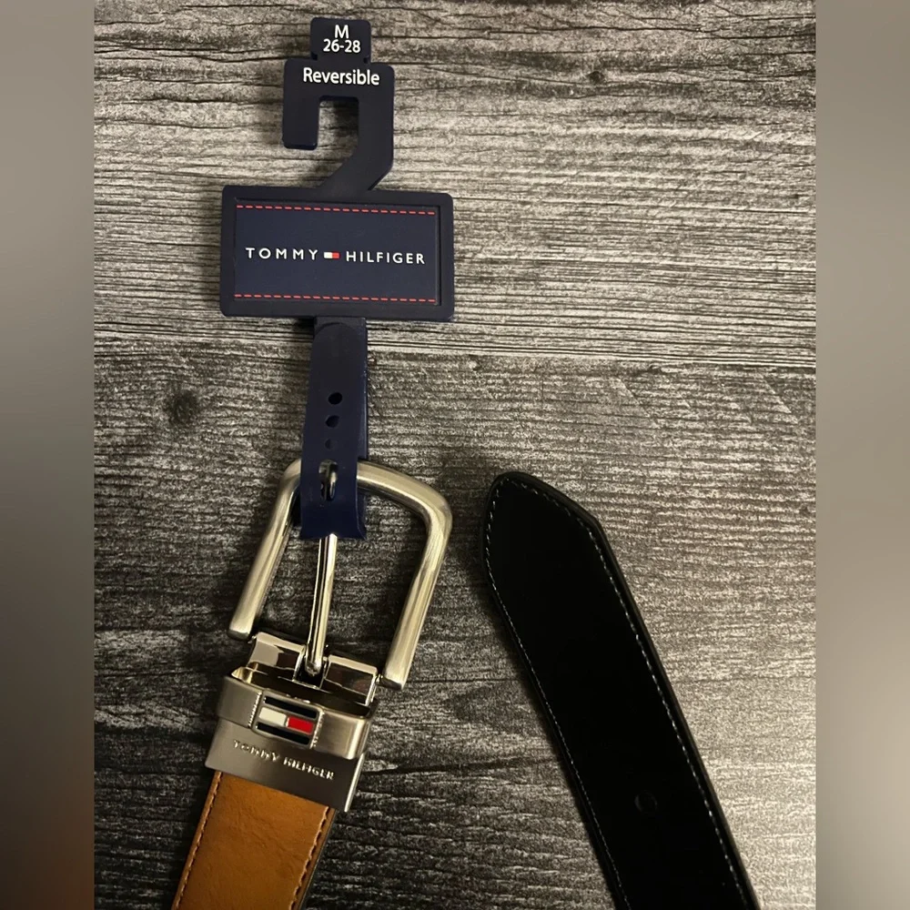 Tommy Hilfiger Faux Leather Reversible Belt Black Brown Size M 26-28