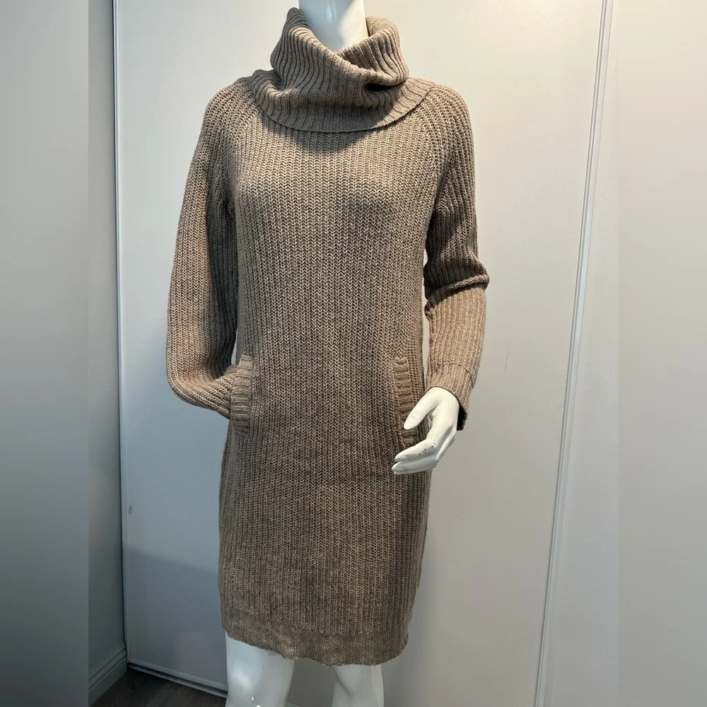 NWT. Philosophy Turtleneck Cowl Neck Dress.