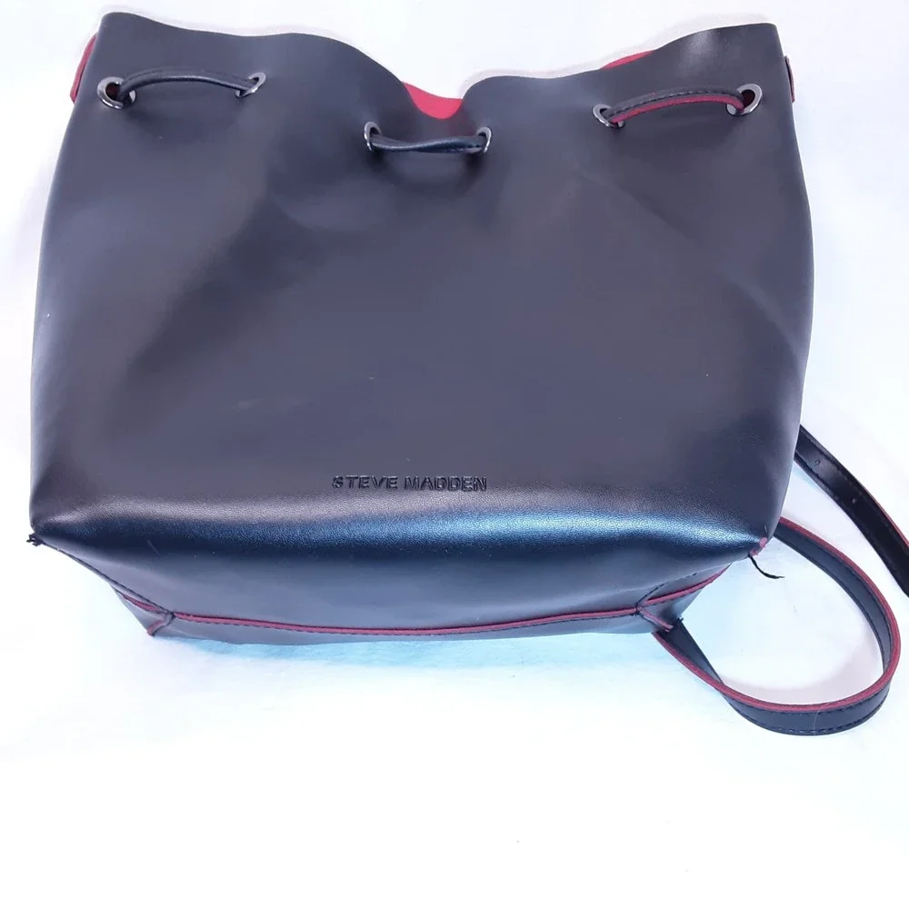 💎Steve Madden Bag Hobo Crossbody With Drawstring Closure and Coin Purse