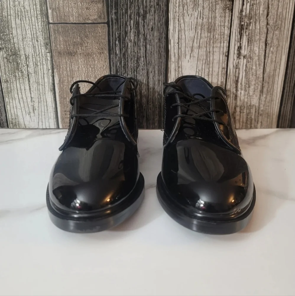 Capps leather shoe