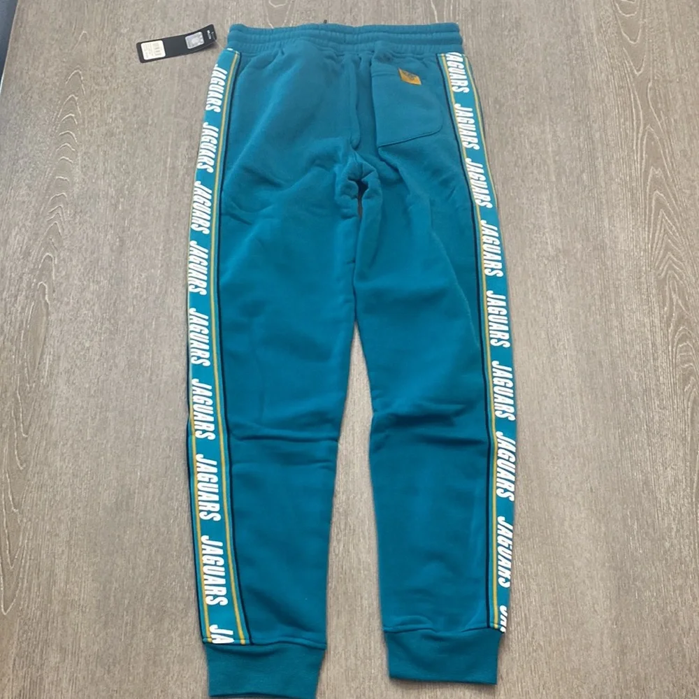 NFL Team Apparel Jacksonville Jaguars Youth Sweatpants Size 18-20