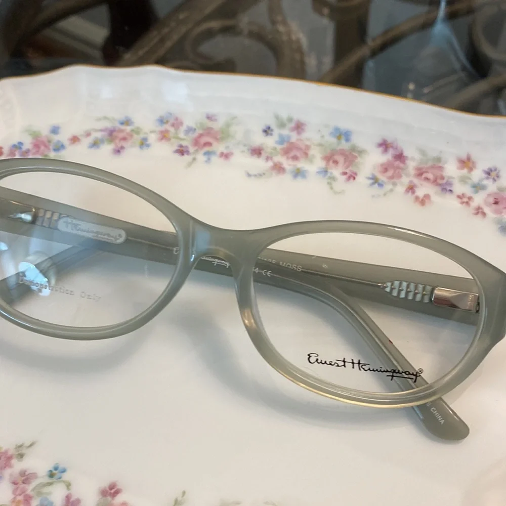 EARNEST HEMINGWAY quality they 53