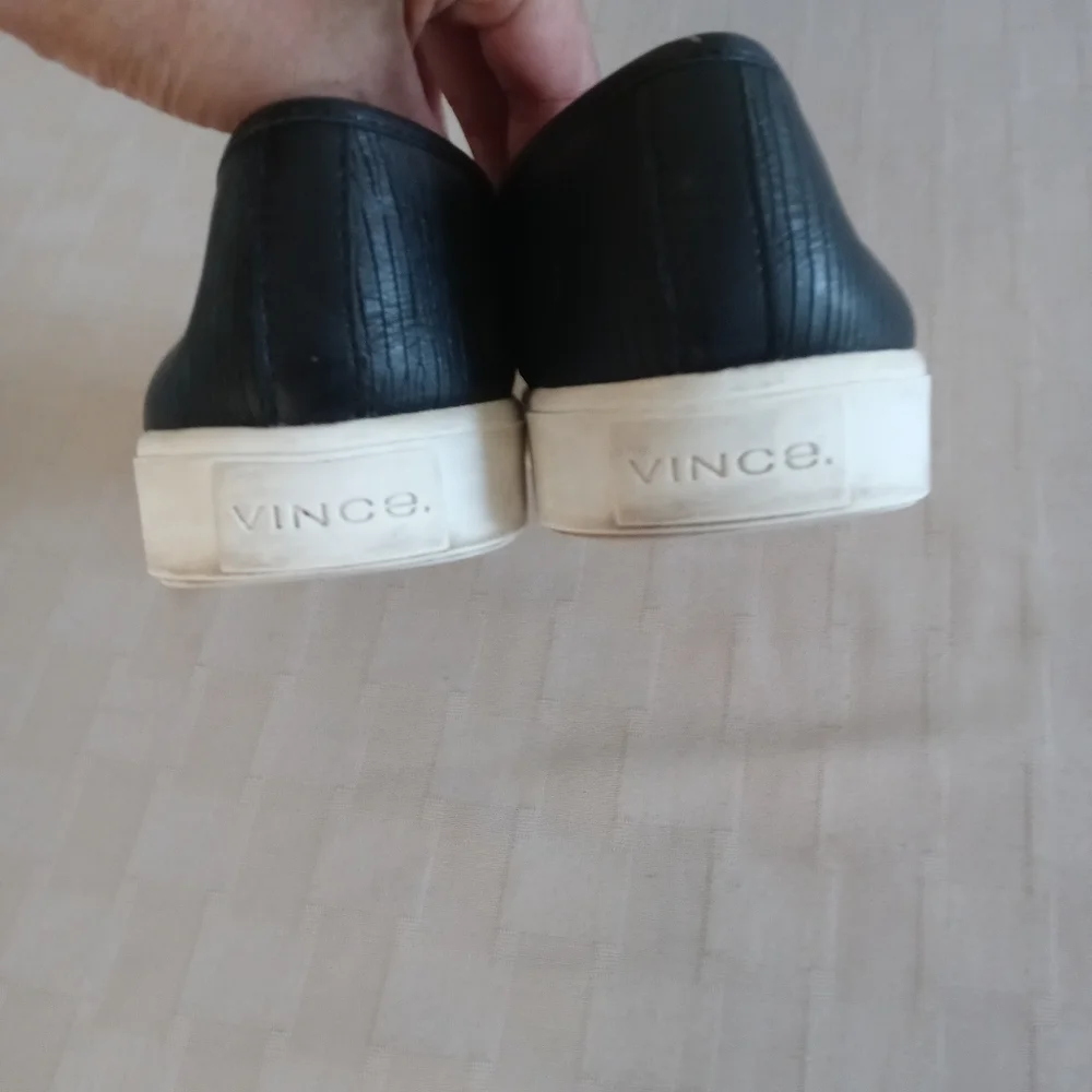 Vince rubber euc lining