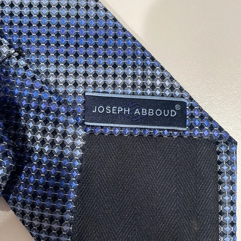 Joseph Abboud 53 inches