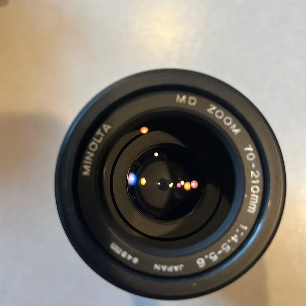 Minolta X-700 35mm Film Camera w/70-210mm lens