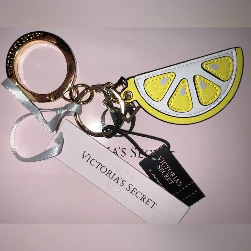Victorias Secret longer purchasing pls