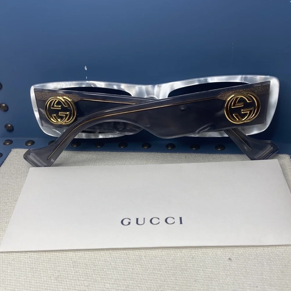 Gucci acetate rectangular