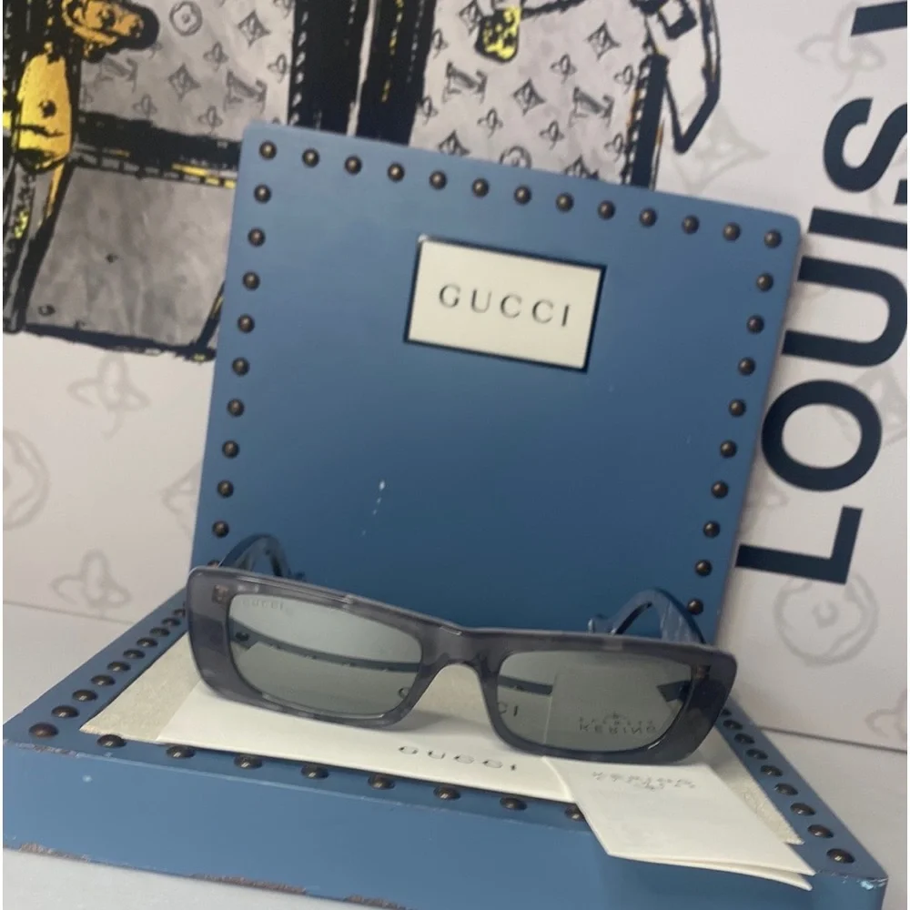 Gucci acetate rectangular