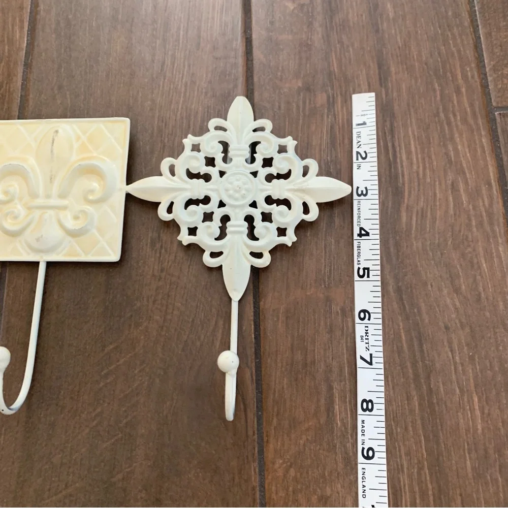 Fleur de Lis Metal Wall Hook Trio