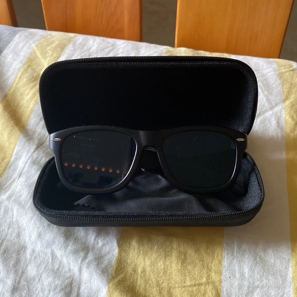 Source Unknown shade sunglasses