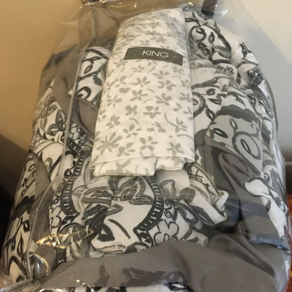 King comforter set