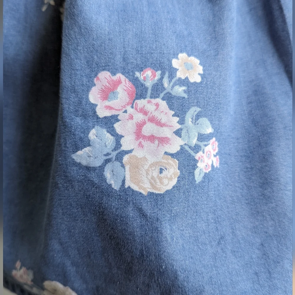 OshKosh Bgosh straps floral