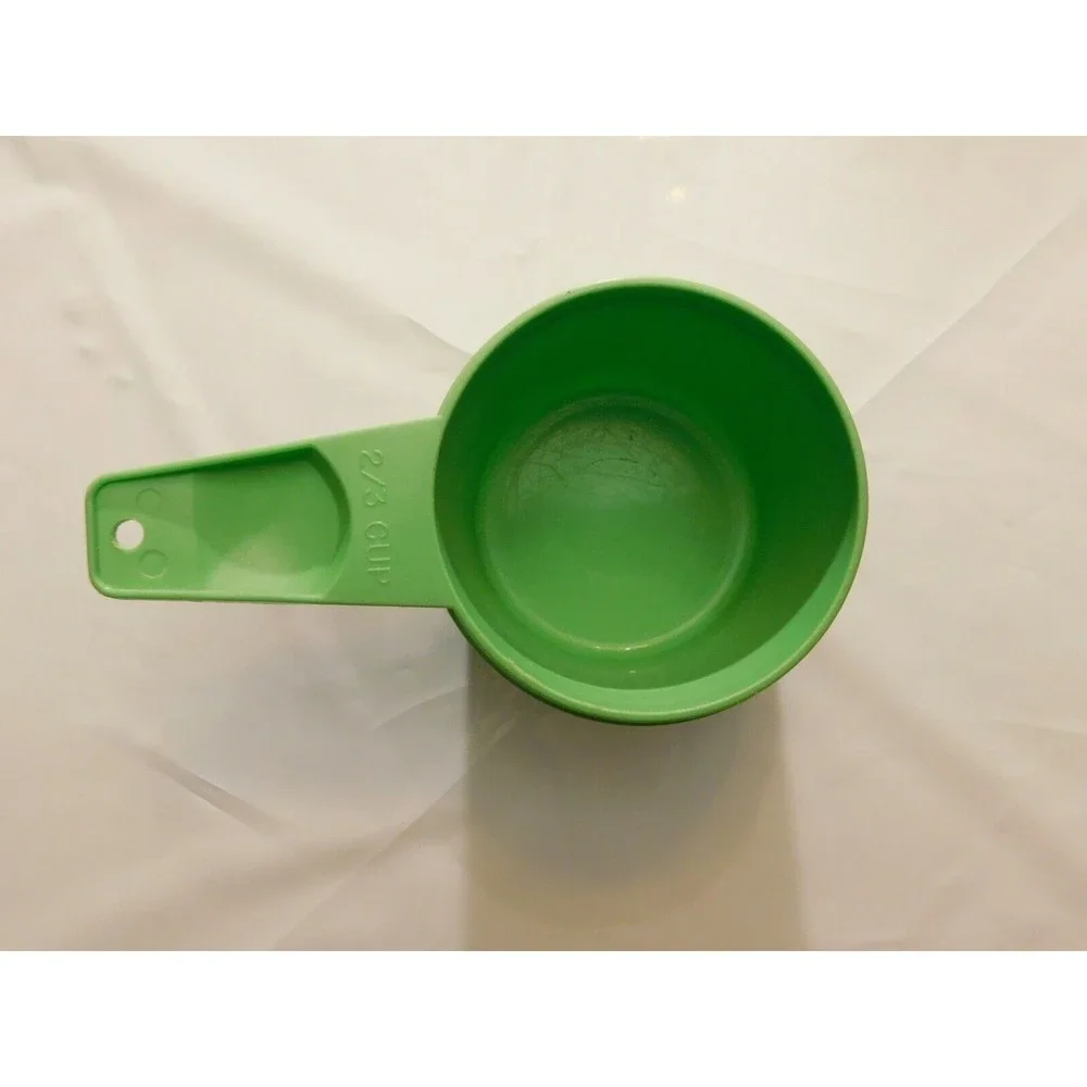 Tupperware Replacement 2/3 Cup Measuring Cup Sheer Lime Green Vintage