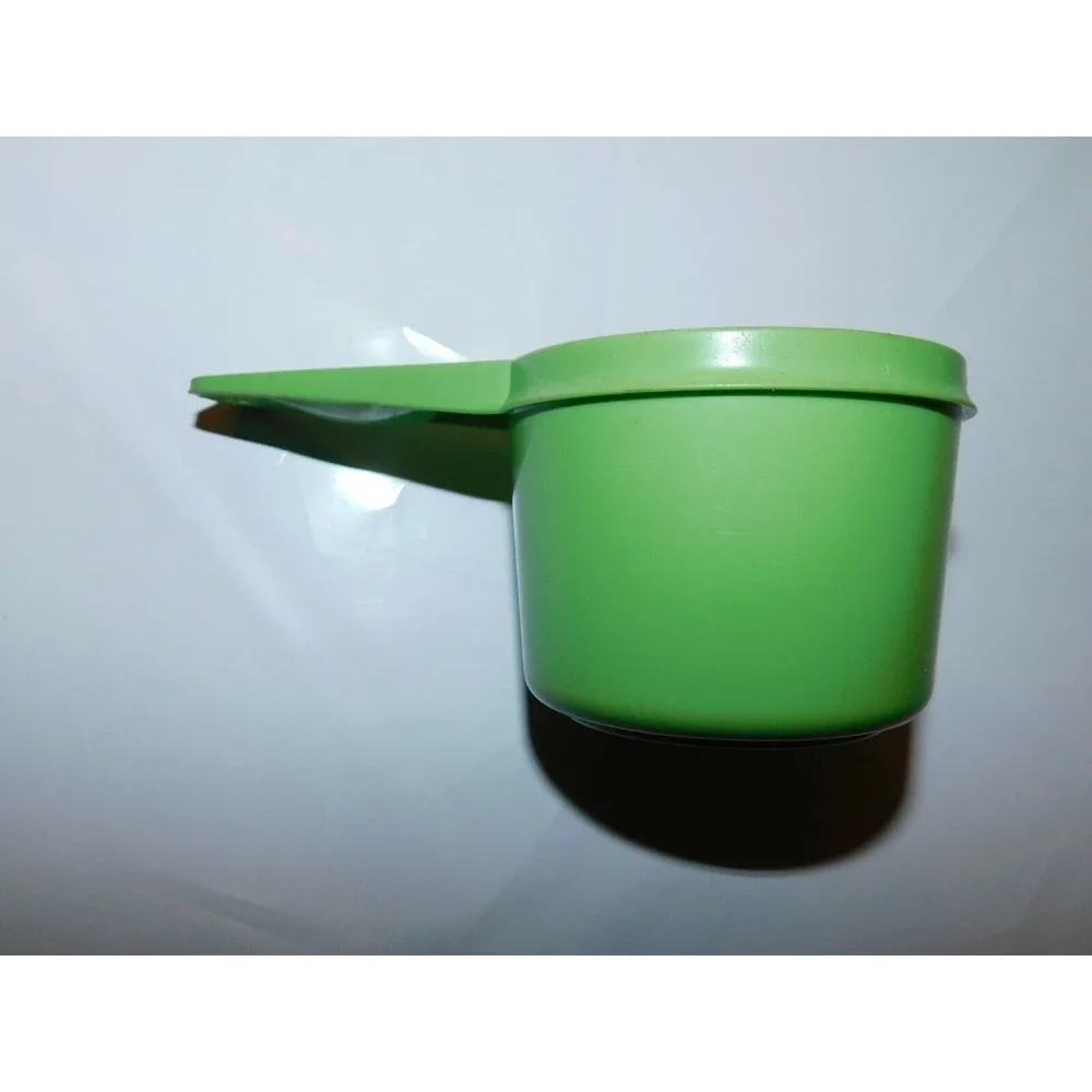 Tupperware Replacement 2/3 Cup Measuring Cup Sheer Lime Green Vintage