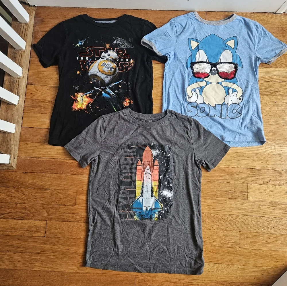 Old Navy, Sonic the Hedgehog and Cat & Jack Boys T-shirts