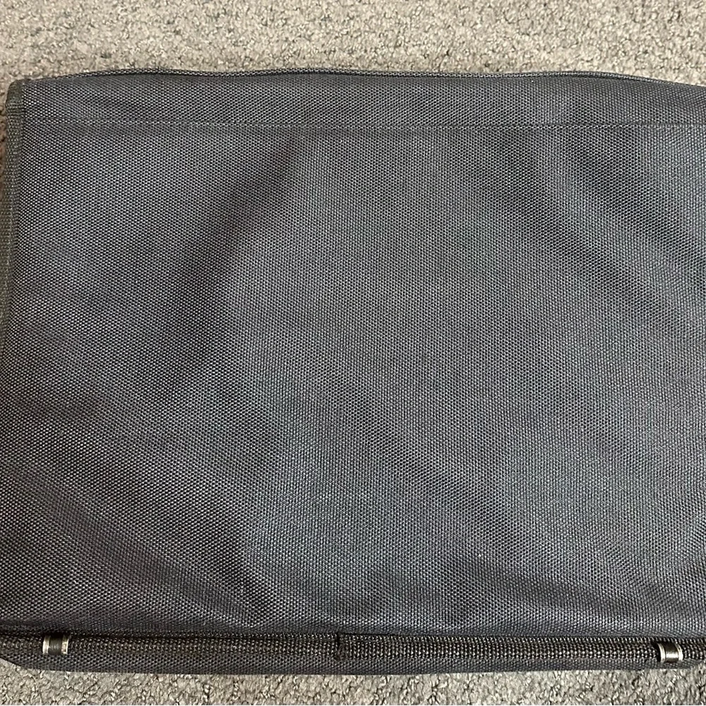 N/A canvas top 17”