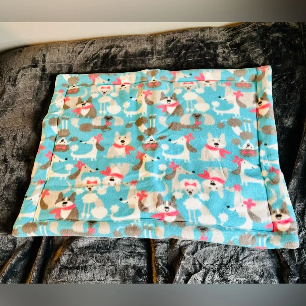 New, Plush, fleece dog bed Blue/Teal Color, Assorted Breed Bed!