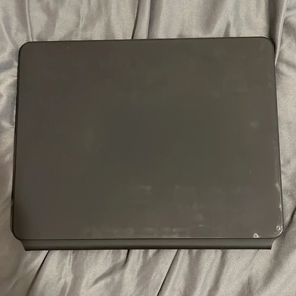 Apple left used