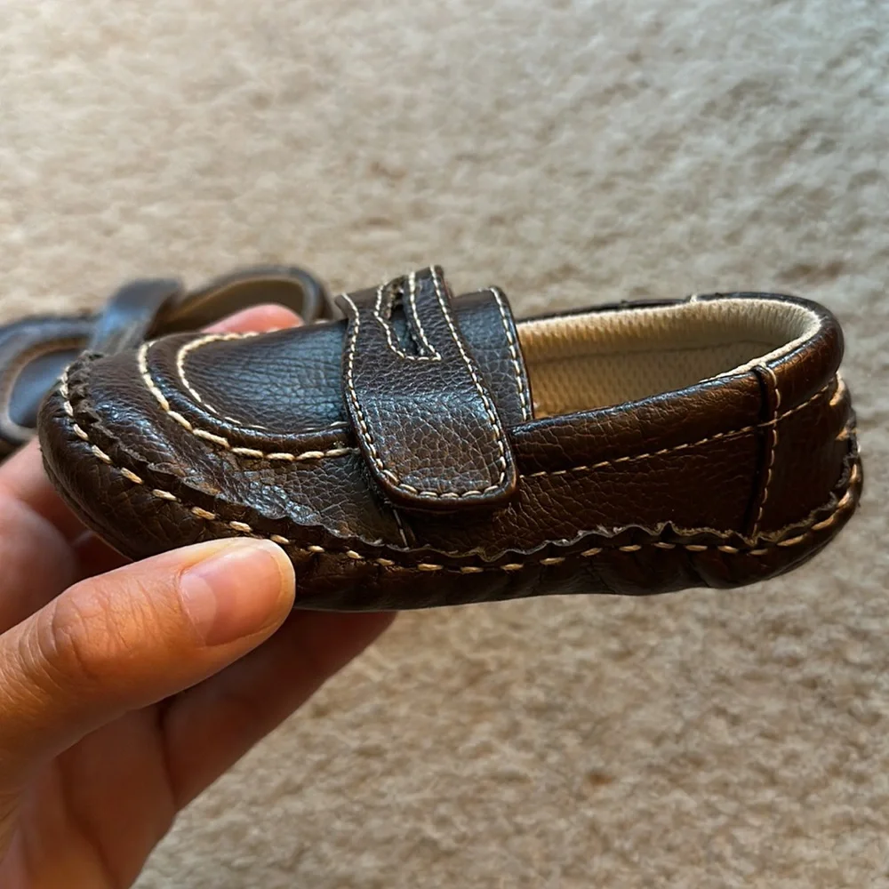 Circo home sided loafers
