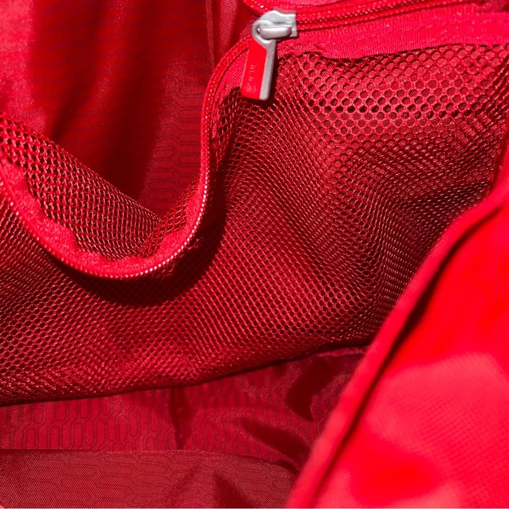 Tumi bag body pocket