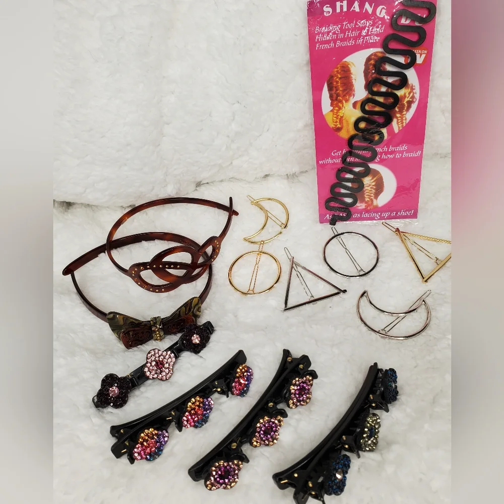 Bundle of 13 Pieces of Hair Accessories