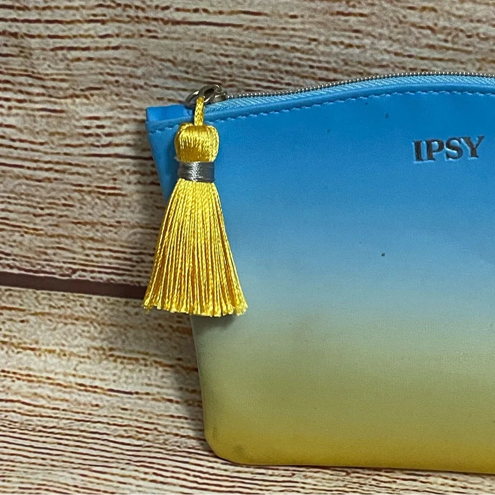 ipsy bag 5”x7”