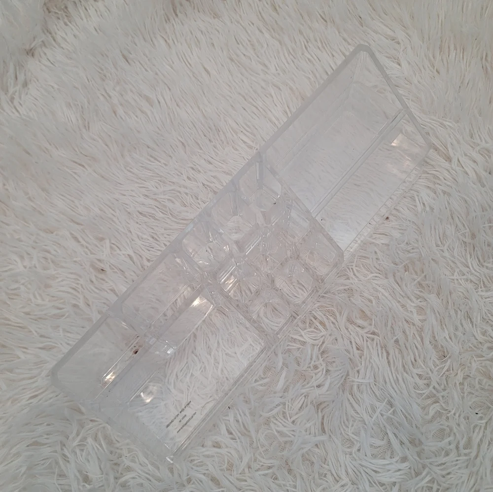 Ross used acrylic